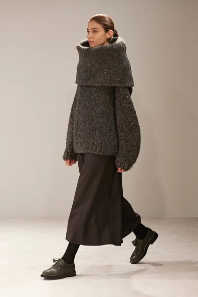 Look 3